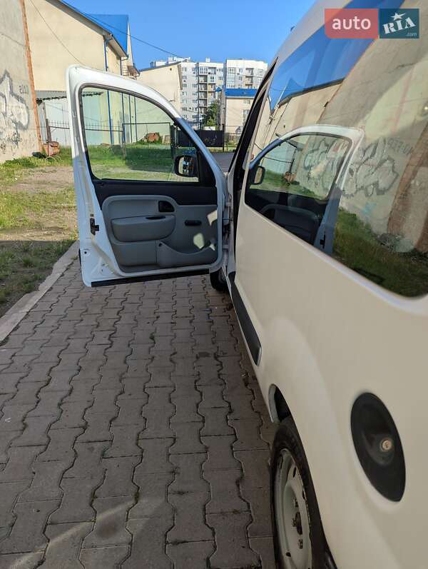 Минивэн Renault Kangoo 2005 в Черновцах