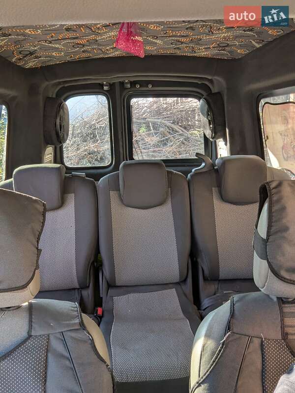 Минивэн Renault Kangoo 2005 в Черновцах