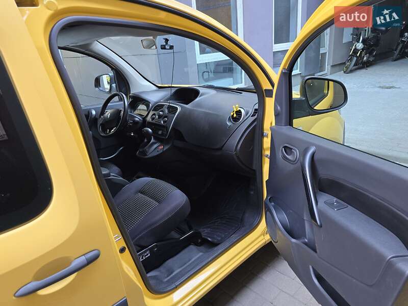 Минивэн Renault Kangoo 2013 в Киеве