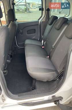 Минивэн Renault Kangoo 2015 в 