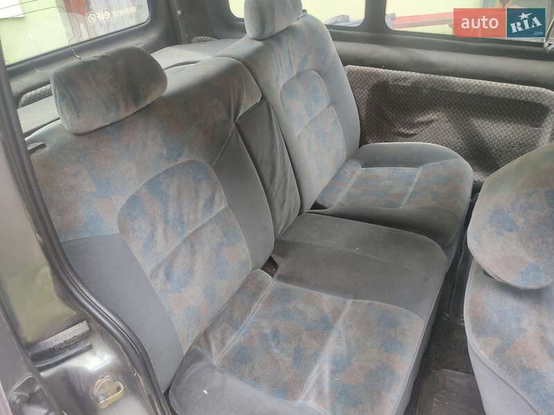 Минивэн Renault Kangoo 2003 в Киеве фото 8 Минивэн Renault Kangoo 2003 в Киеве