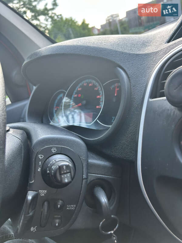 Минивэн Renault Kangoo 2015 в Житомире