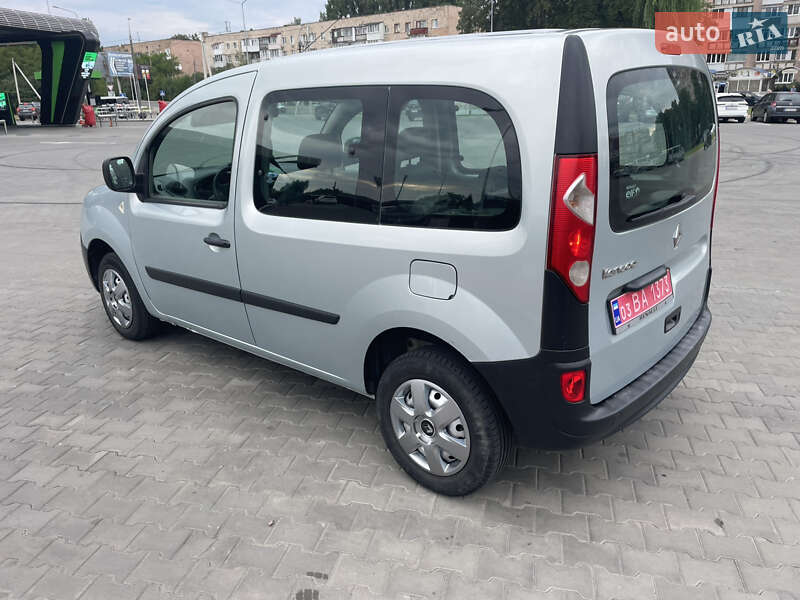 Минивэн Renault Kangoo 2010 в Луцке