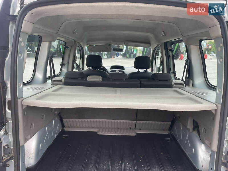 Минивэн Renault Kangoo 2010 в Луцке