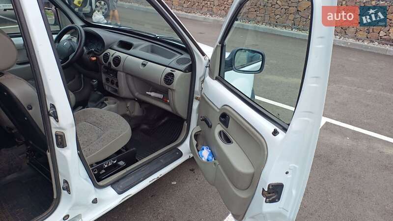 Мінівен Renault Kangoo 2005 в Києві фото 5 Мінівен Renault Kangoo 2005 в Києві