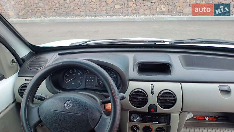 Мінівен Renault Kangoo 2005 в Києві фото 9 Мінівен Renault Kangoo 2005 в Києві