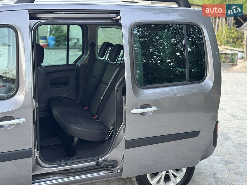 Минивэн Renault Kangoo 2016 в Ровно