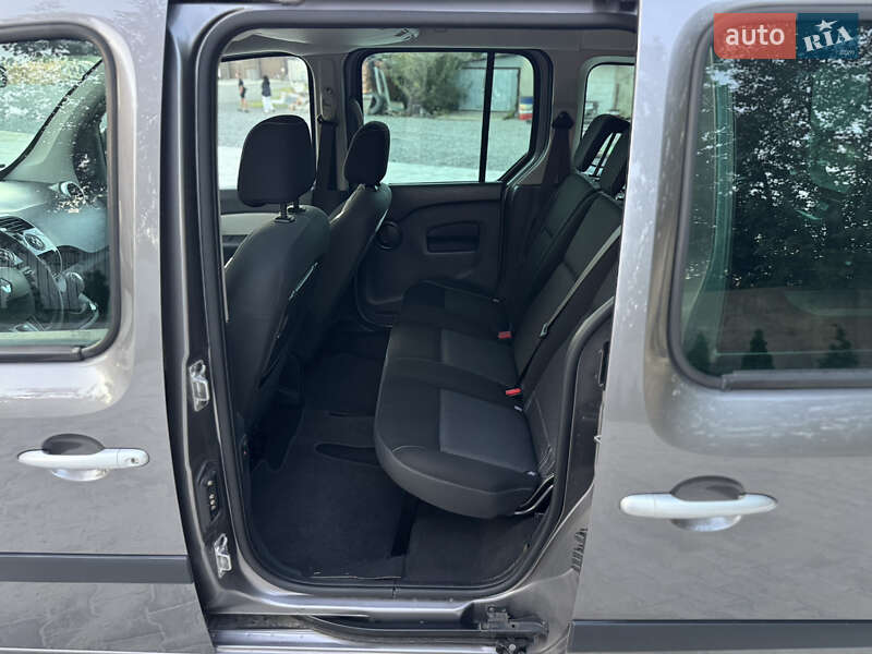 Минивэн Renault Kangoo 2016 в Ровно