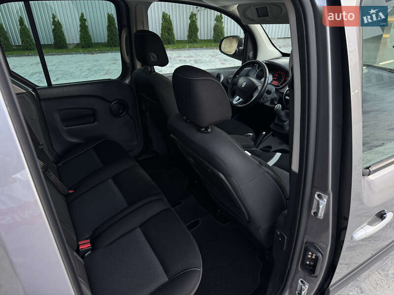 Минивэн Renault Kangoo 2016 в Ровно