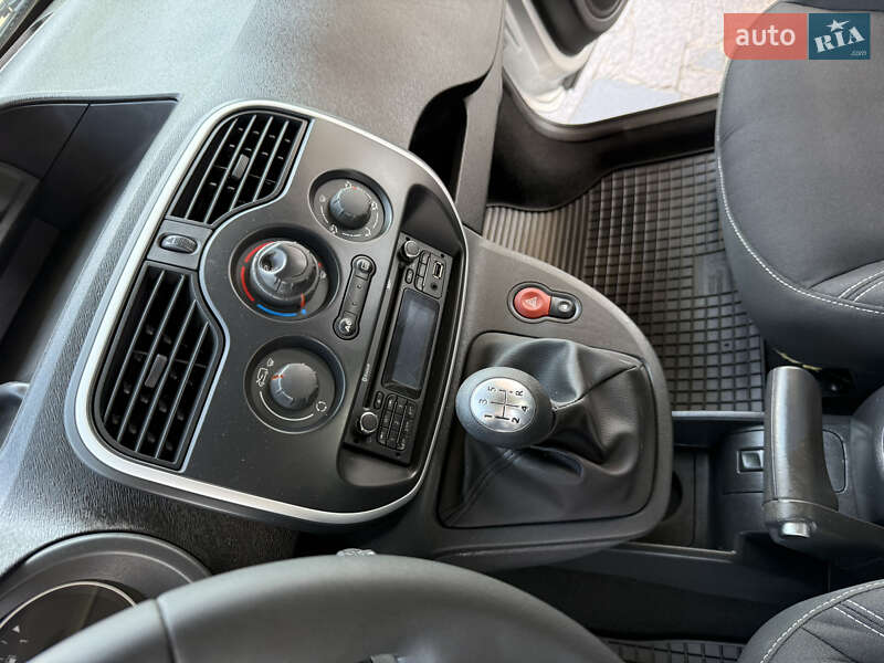 Минивэн Renault Kangoo 2014 в Днепре