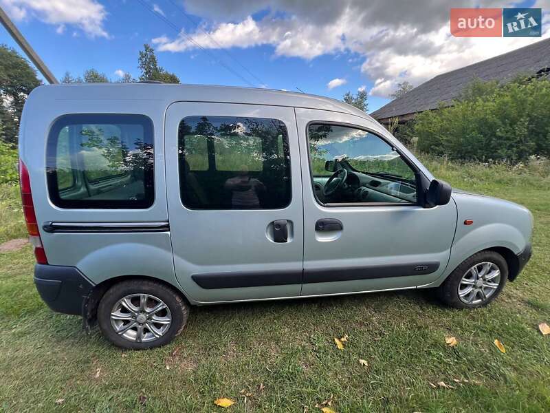 Минивэн Renault Kangoo 2004 в Судовой Вишне