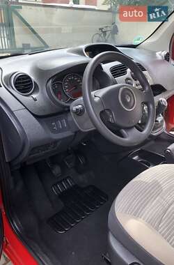 Минивэн Renault Kangoo 2012 в 