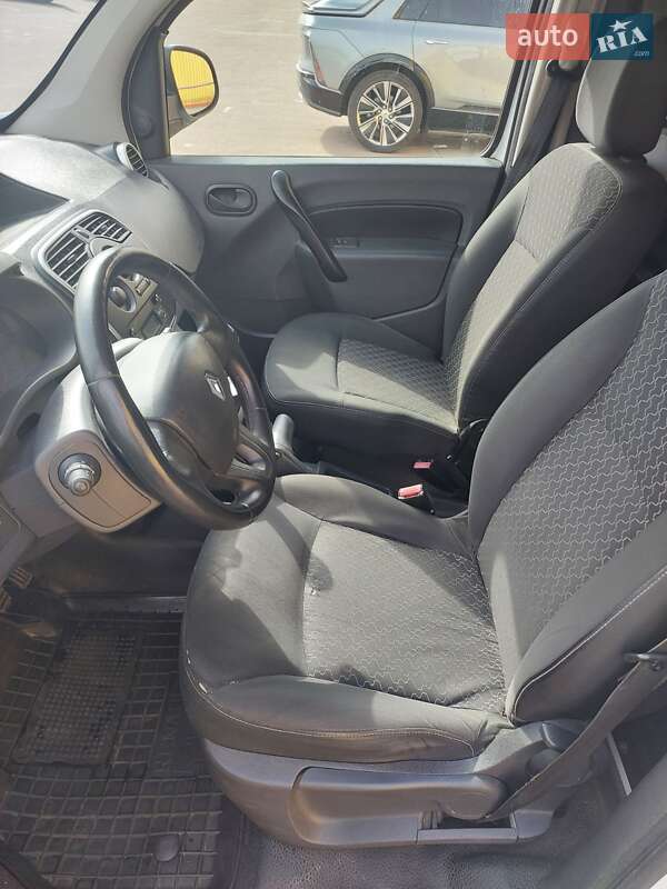 Грузовой фургон Renault Kangoo 2013 в Житомире