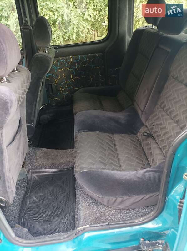 Минивэн Renault Kangoo 2000 в Луцке