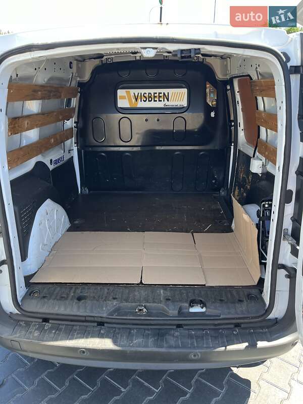 Вантажний фургон Renault Kangoo 2016 в Одесі