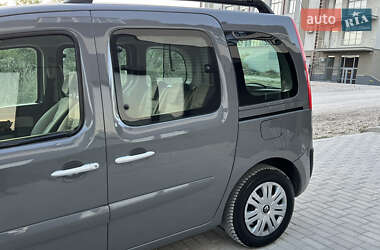 Минивэн Renault Kangoo 2013 в 