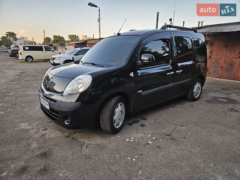 Минивэн Renault Kangoo 2013 в 