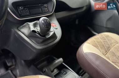 Мінівен Renault Kangoo 2015 в 