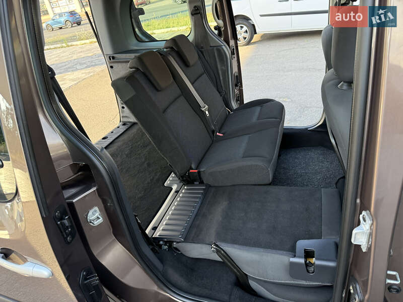 Мінівен Renault Kangoo 2015 в Дніпрі