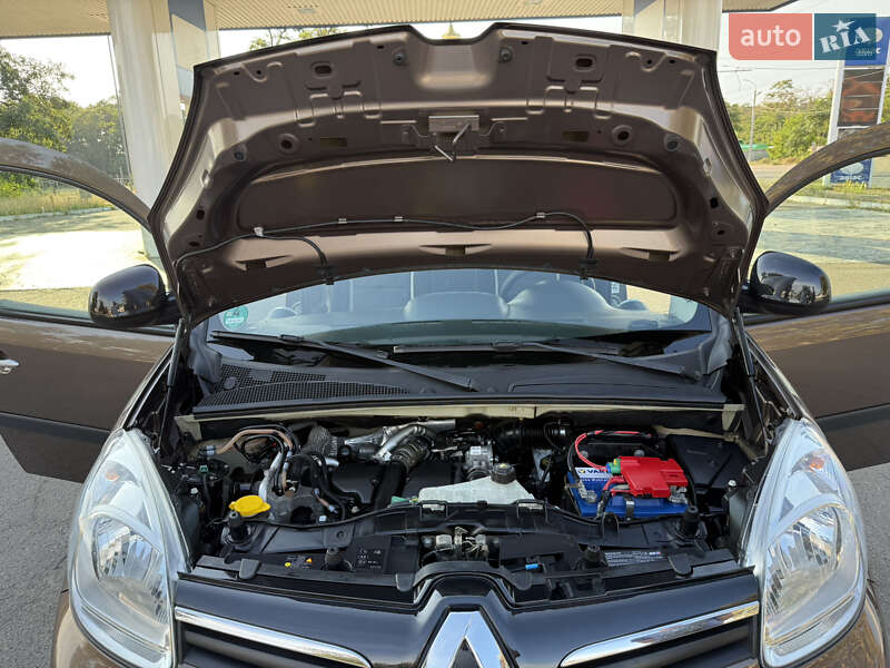 Мінівен Renault Kangoo 2015 в Дніпрі