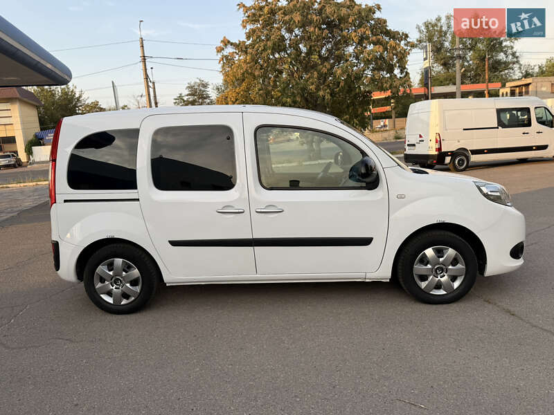 Минивэн Renault Kangoo 2015 в Днепре