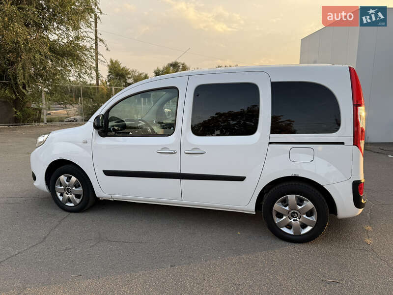 Минивэн Renault Kangoo 2015 в Днепре