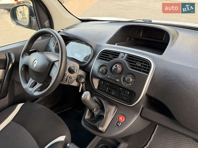 Минивэн Renault Kangoo 2015 в Днепре