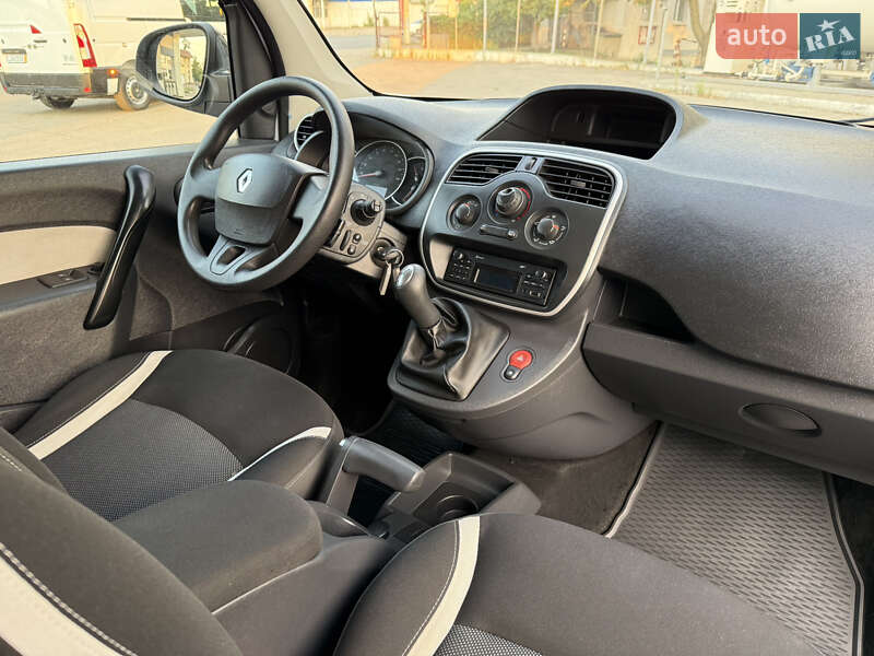 Минивэн Renault Kangoo 2015 в Днепре