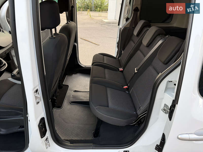 Минивэн Renault Kangoo 2015 в Днепре