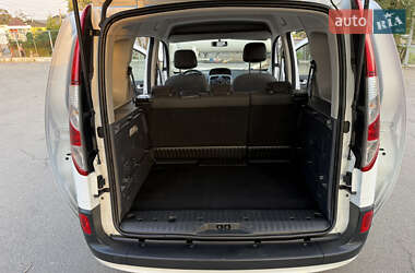 Минивэн Renault Kangoo 2015 в 