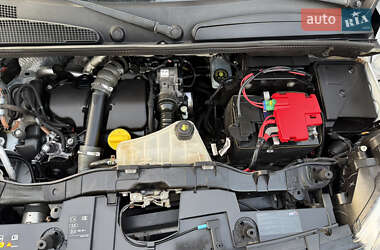 Минивэн Renault Kangoo 2015 в 