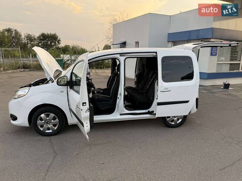 Минивэн Renault Kangoo 2015 в Днепре