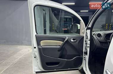 Минивэн Renault Kangoo 2012 в 