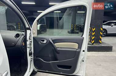 Минивэн Renault Kangoo 2012 в 