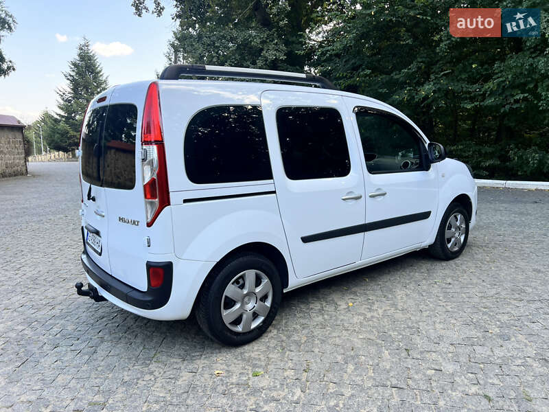Мінівен Renault Kangoo 2017 в Чернівцях