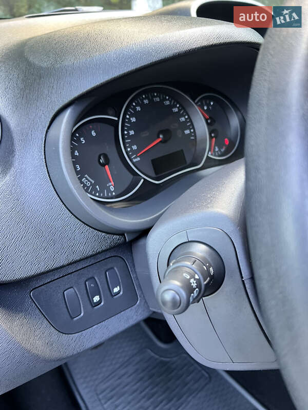Мінівен Renault Kangoo 2017 в Чернівцях