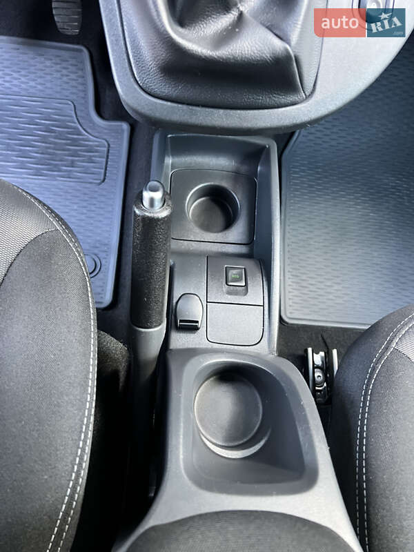 Мінівен Renault Kangoo 2017 в Чернівцях