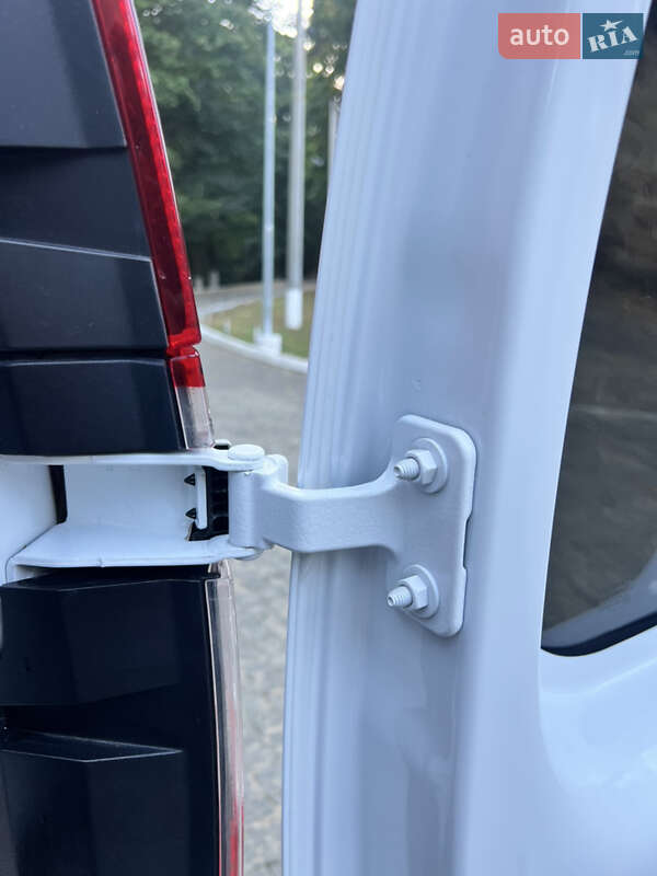 Мінівен Renault Kangoo 2017 в Чернівцях