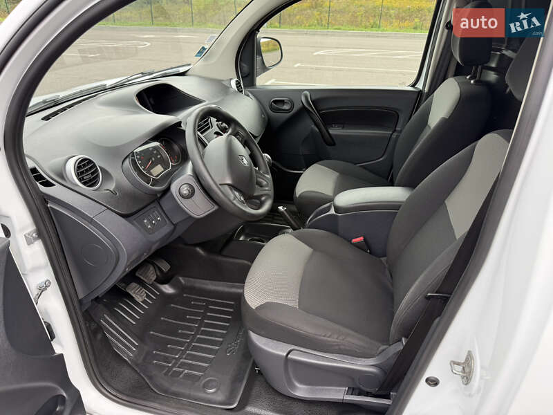 Вантажний фургон Renault Kangoo 2020 в Рівному фото 18 Вантажний фургон Renault Kangoo 2020 в Рівному