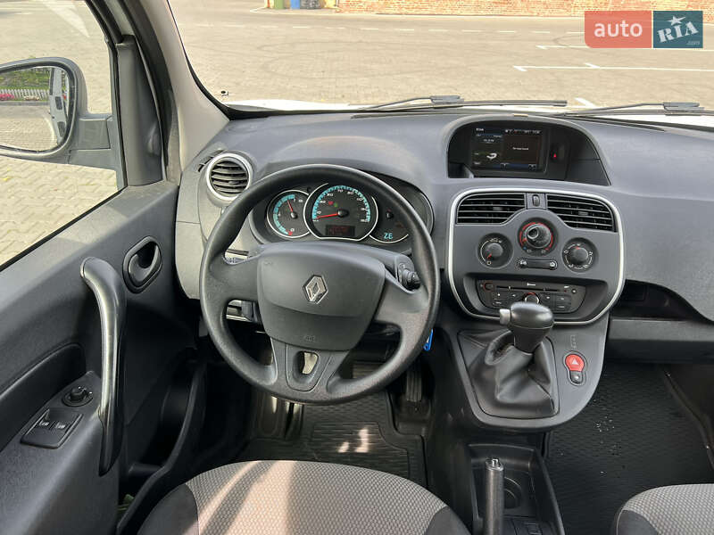 Минивэн Renault Kangoo 2017 в Бережанах