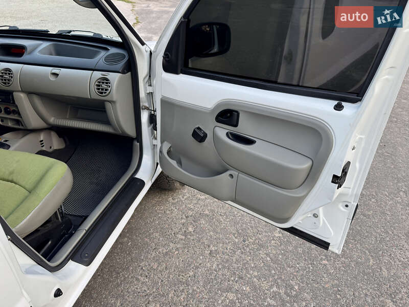 Мінівен Renault Kangoo 2007 в Києві