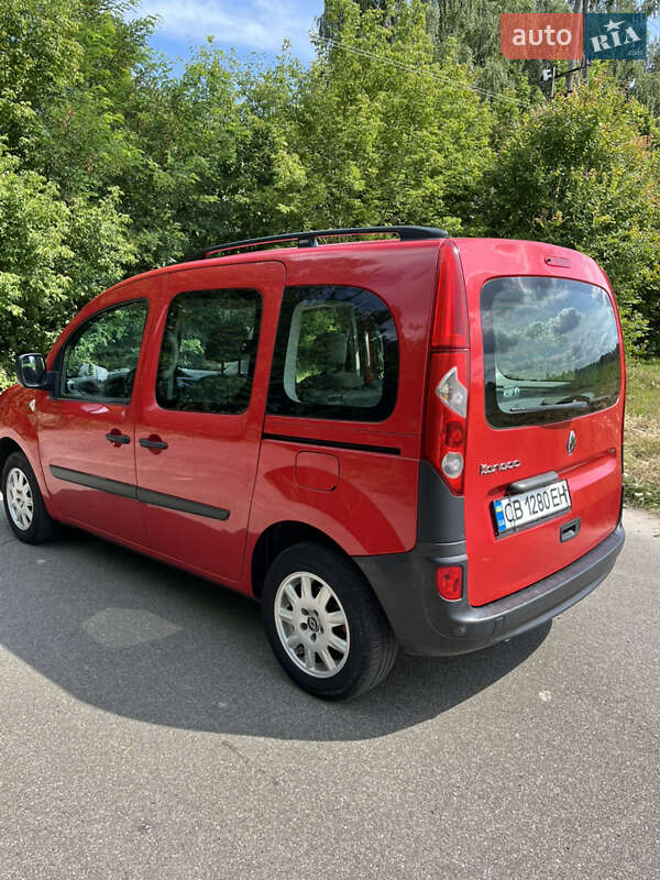 Минивэн Renault Kangoo 2008 в Репках
