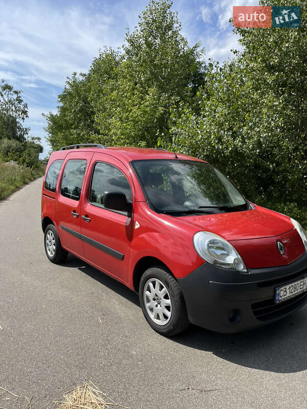 Минивэн Renault Kangoo 2008 в Репках