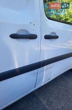 Грузовой фургон Renault Kangoo 2013 в 
