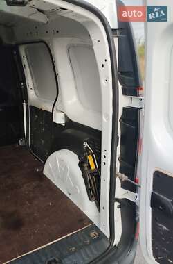 Грузовой фургон Renault Kangoo 2014 в 