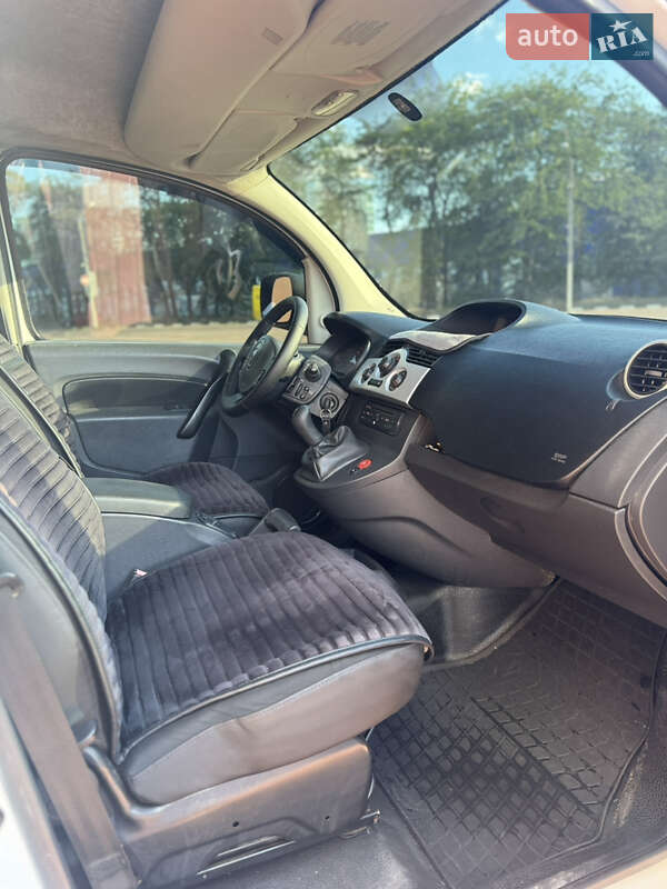 Грузовой фургон Renault Kangoo 2012 в Одессе