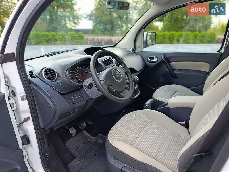 Минивэн Renault Kangoo 2012 в Виннице