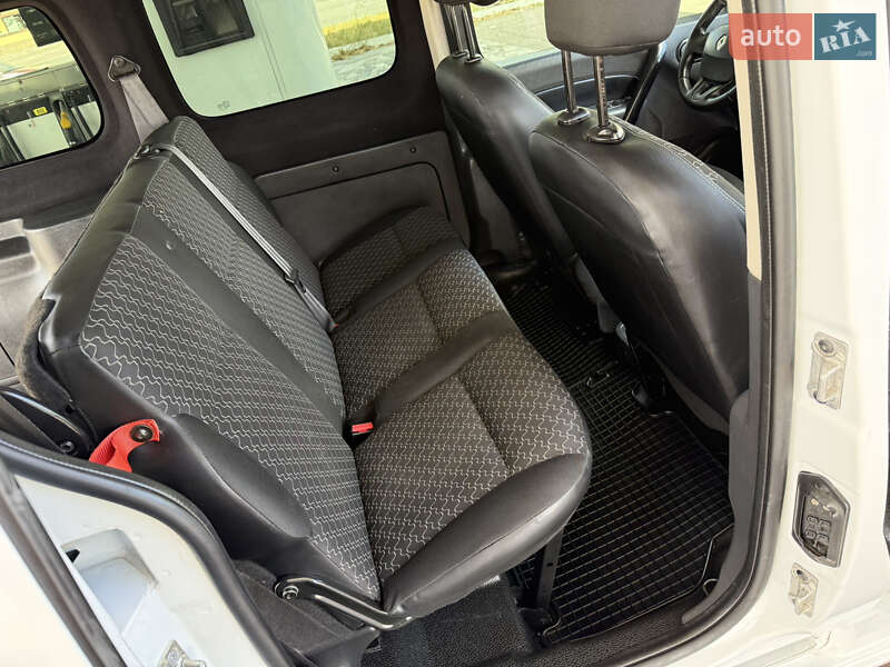 Мінівен Renault Kangoo 2014 в Дніпрі