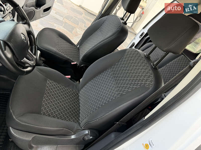 Мінівен Renault Kangoo 2014 в Дніпрі