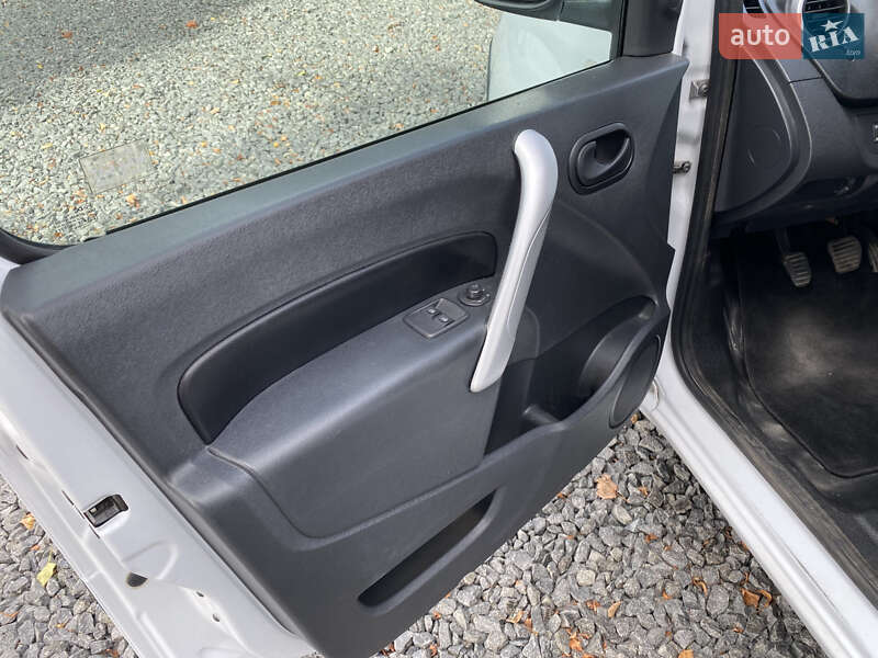 Грузовой фургон Renault Kangoo 2016 в Хмельницком